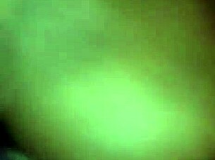 Wow, that big black cock stretches her pussy 😍