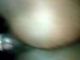 Wow, that big black cock stretches her pussy 😍