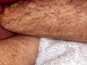 does this hot chunky pussy get fisted hard?