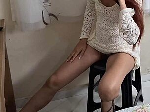 Housewife Receives Naughty Maintenance Man Outdoors!