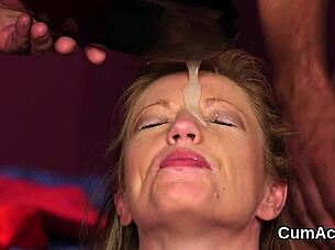 Unusual hottie gulps cum shots on face 😋