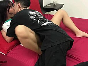 딥스로트 블로우잡으로 얼굴에 정액 범벅 😋💦