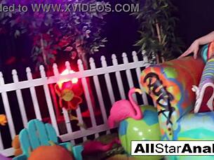 Leya Falcon Feeds Her Bbc Anal Creampie To Her Chicken Cuck Siss