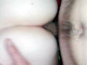 wife gets creampie in intimate homemade moment