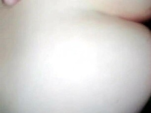 wife gets creampie in intimate homemade moment