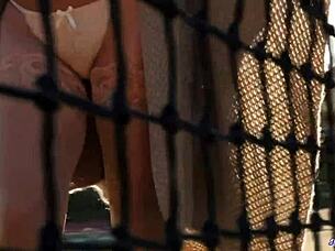 trimmed babe pussylicked and fingered 😍