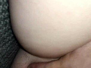 Hei�e italienerin shows off her amateur charms in this hot scene