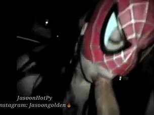 Chica sucks my huge dick 😈