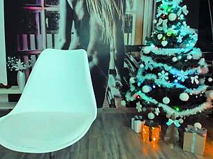 merry christmas from the webcam slut in cosplay.