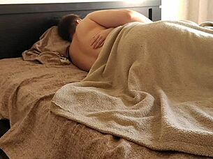 girlfriend jerks me in sun rays 😘