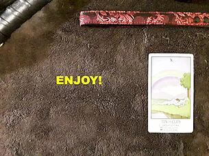 Само момичета играят с дупета PMV, толкова забавно