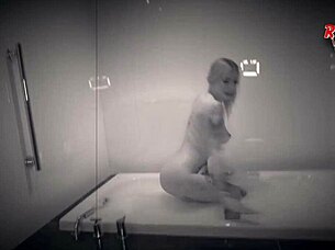 Hey, rocket tv's soft cassidy luxe teases by the pool with wet pussy 😘