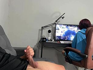 i got caught jerking one and her reaction was surprising