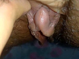 anime hentai big clit pulsing in softcore scene with big pussy