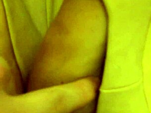 story of coworker with high arch feet rubbing