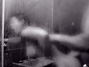 Cum in teen's panties 😘