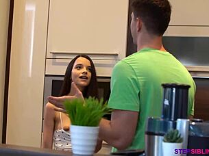 Ohana shows wet tight pussy boldly