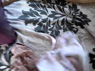 My sister-in-law has amazing big ass and tits 😍