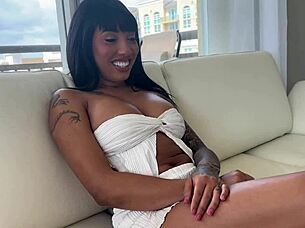 ebony step sister squirts on cock