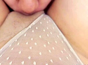 Mi sexy companera de clases se toca frente a mi y le doy la mejor cogida de su vida