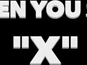 근육 A-Go-Go 트레이너가 게이 사정 액션 큰 엉덩이