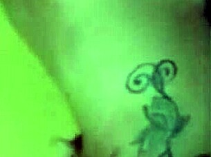 milf spreads her huge ass for homemade fun