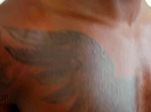 Mixitupboy Phoenix Fellington Enjoys Solo Session