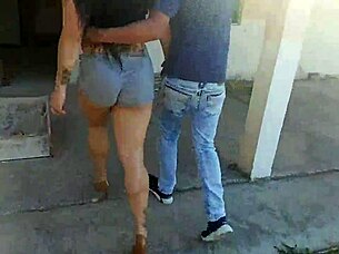 Latina Woman Asks For Help After Tire Blowout, Almost Gets Caught