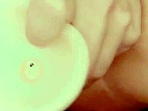 cheeeeekymissy says, 'watch my extreme pussy play up close, getting all wet and gaping'