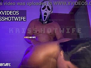 Halloween 2022 panico fucks kriss hotwife with force 🎃