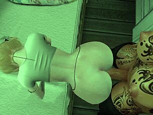 Emotional encounter with futanari ladyboy in 3D midnight game