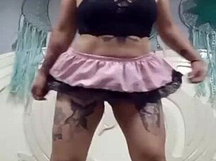 Dana Barzagli masturbatin alone with her small tits n big ass