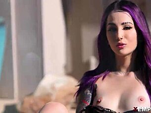 Squirting Flirting Valerica Steele!