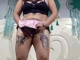 Dana Barzagli masturbatin alone with her small tits n big ass