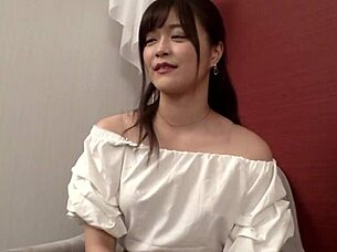 beautiful asian teen gets hardcore cowgirl fuck in homemade video