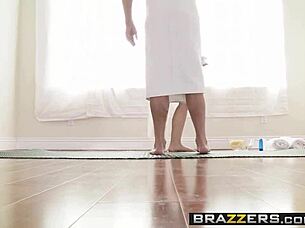 Giselle Leon And Bill Bailey In Dirty Nuru Massage 😏