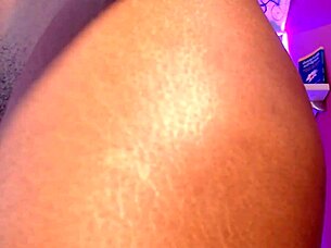 webcam latina solo with toys and dildo on 2020-08-01.