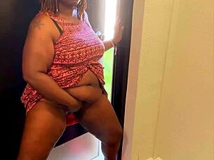 Nookiescookies Squirt And Masturbate To Orgasm In Public