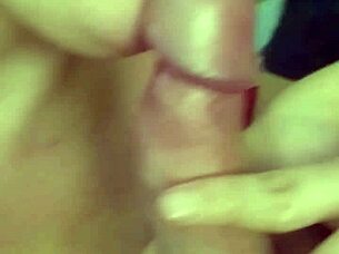 big cock gets sucked by hot babe