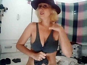 stella still da buceta grelhuda e safada