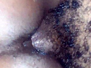 Extrémně mokrý creampie s přítelkyní