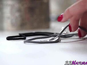 romantic honey says i'll gulp your jizz after sucking your big cock