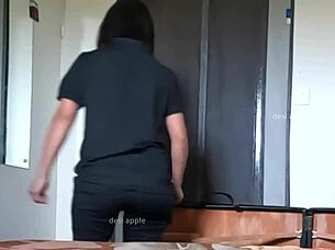 in this indian spa, teen 18+ flashes cock during massage