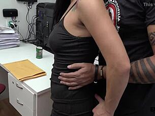 Does The Boss Fuck His Secretary In The Office?