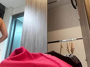 Camera spies on hot stepsister in leggings