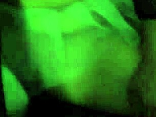 latina culona se mueve rico with big cock