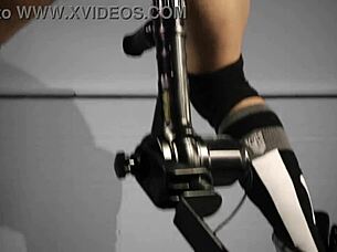 Fort Troff Diamond X Gets Fucked By Machine 😈