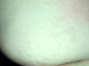 chilena with white butt in a simple scene