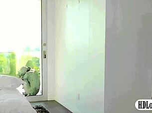 Cute teen babe gets fucked and cum facialed! 💦