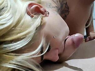 Oral guloso da putinha safada da russah with sensual facial